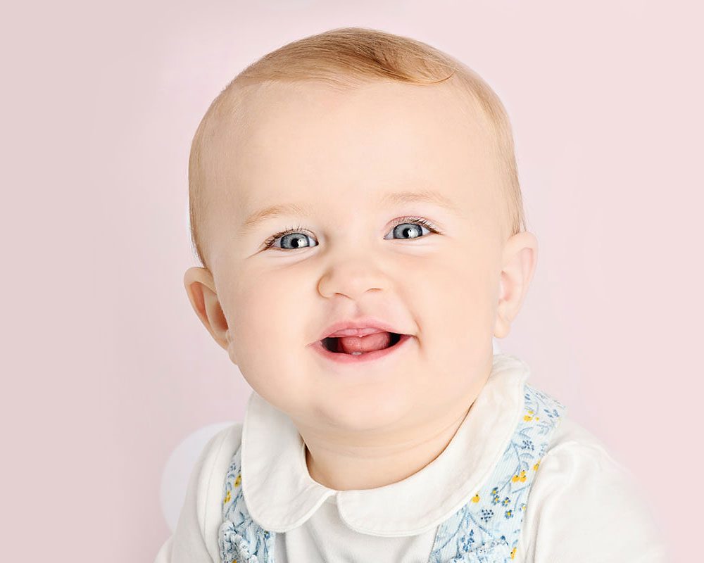 baby and toddler photographer